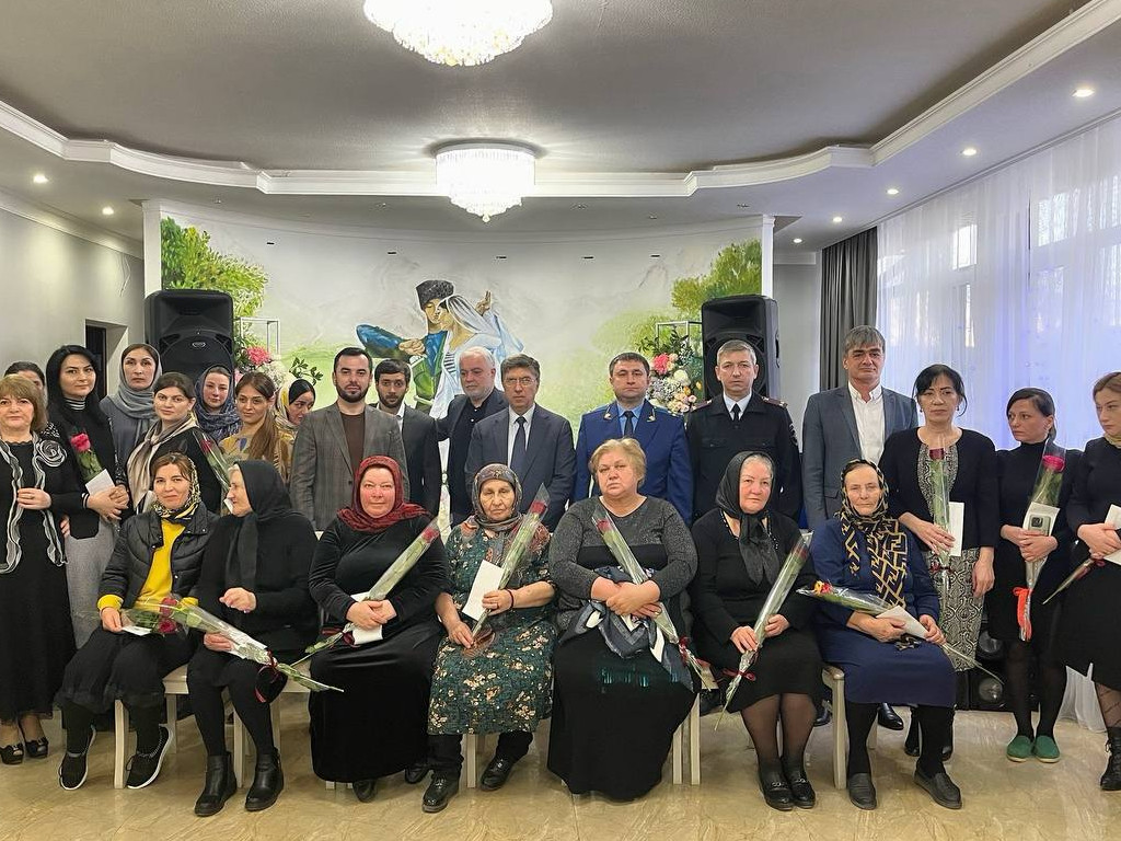 Мероприятие организованное с членами семей участников принимающих (принимавших) участие в специальной военной операции, в преддверии Международного дня 8 Марта